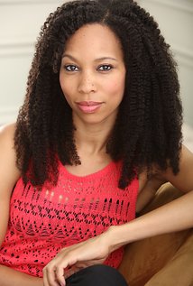 Dennisha Pratt